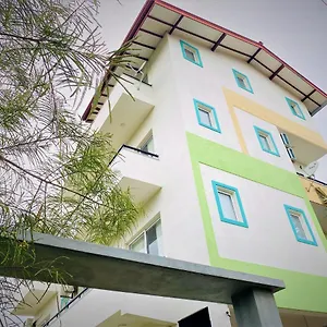 https://srimadis-home-villa.negombohotels.net